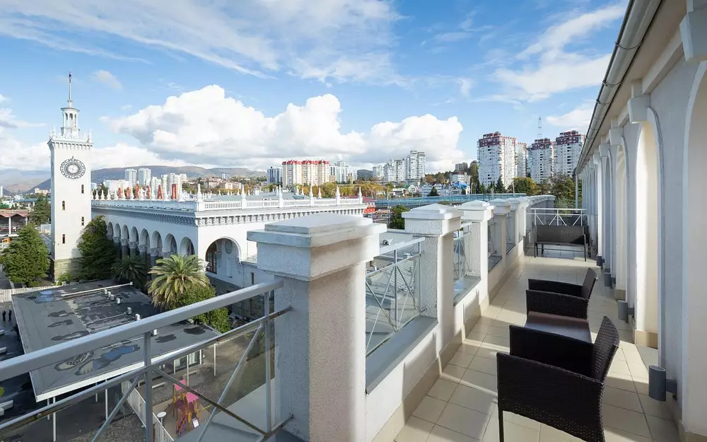 Cosmos Sochi Hotel